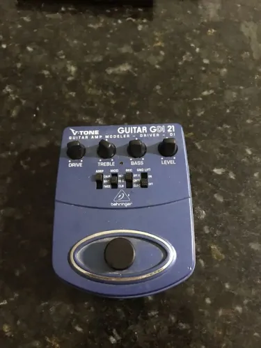 PRE AMP BEHRINGER GDI 21