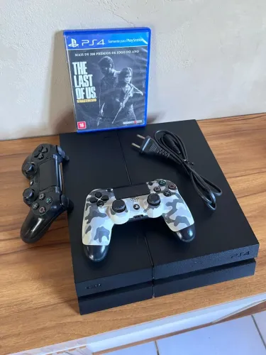 PS4 Fat 500GB nunca aberto, 2 controles originais + The Last of Us