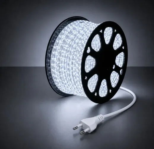 Fita Mangueira de LED 5050 Com Conector para Decoração / 220V Branco Frio