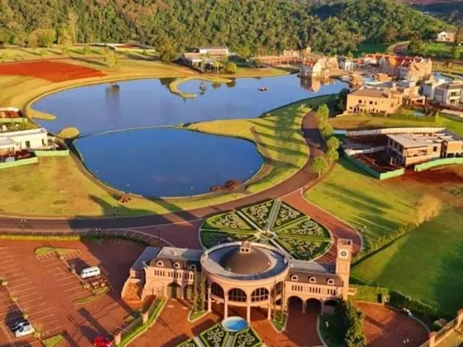 THE EURO ROYAL - R$ 3.600.000 , Terreno à venda 1.208m², Vivendas Do Arvoredo, Londrina -