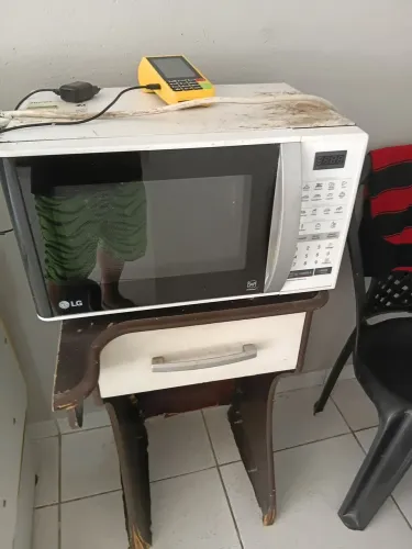 VENDO MICROONDA LG