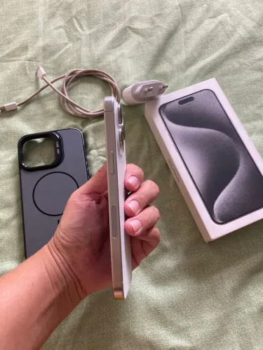 iPhone 15 pro Max 256G