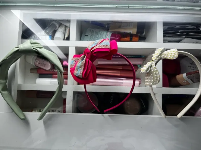 Vendo arcos de cabelo usados em bom estado.