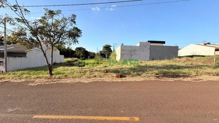 Terrenos à venda