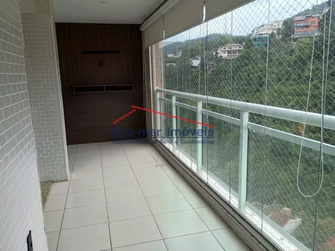 Apartamento 3 dormitórios 1 suíte, José Menino, 2 vagas demarcadas, lazer