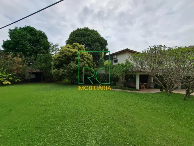 Casa de condomínio à venda, no Condomínio Arouca em Rio de Janeiro, Barra da Tijuca, com 5