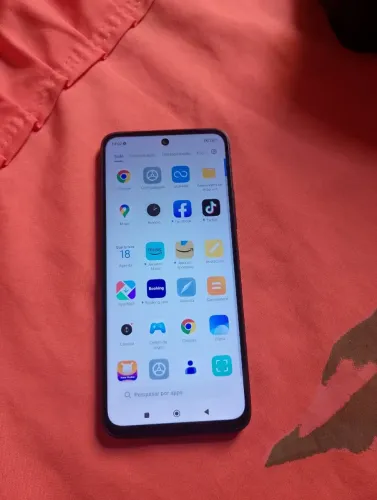 Vendo celular Xiaomi semi novo