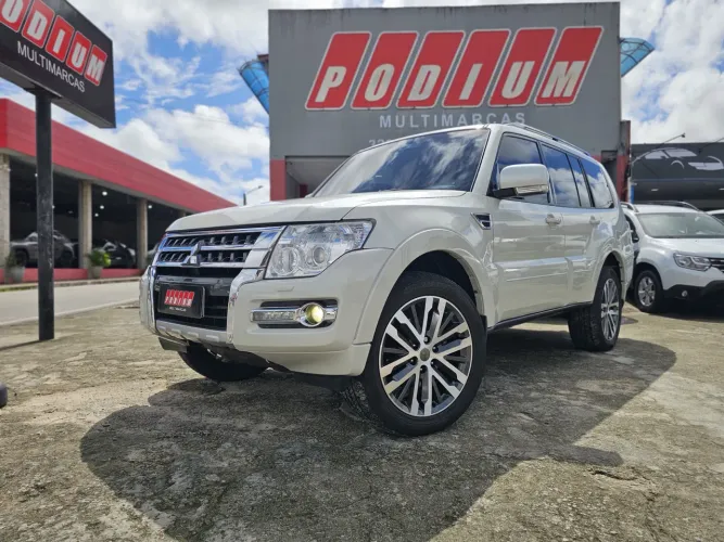 Mitsubishi Pajero HPE Full 3.2 4X4 T.i.dies. 5P AUT 2020