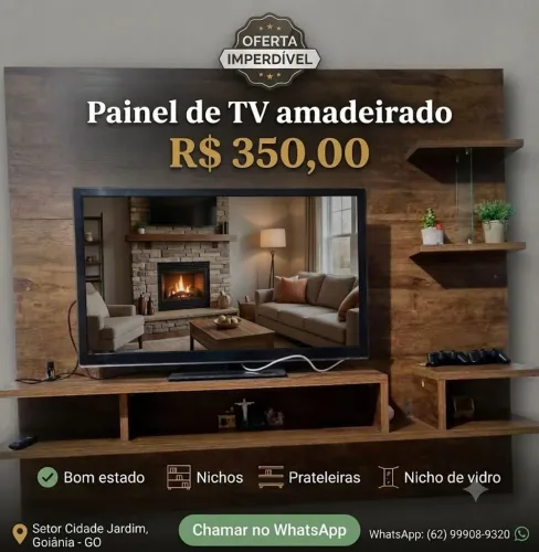 Painel de TV amadeirado, conservado, com nichos e prateleiras