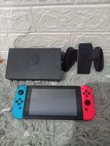 Nintendo switch v2 32gb