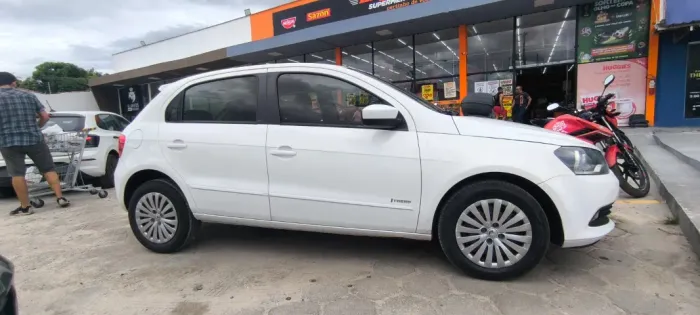 Volkswagen Gol Geração VI 1.0 8V MI Total Flex Mec. 4P 2014