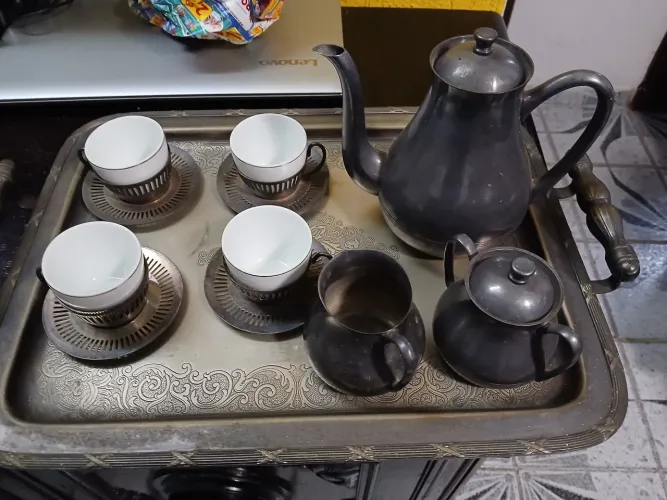 Conjunto de chá/café em porcelana e prata antiga 