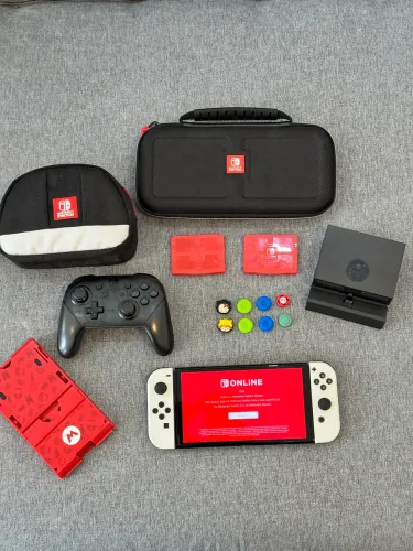Nintendo Switch Oled + Controle Pro + Acessórios