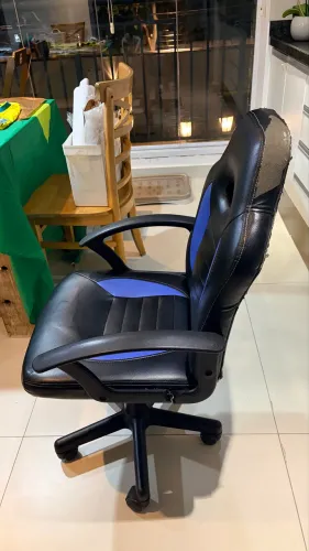 Cadeira gamer usada