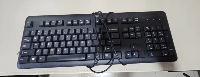 Teclado HP ORIGINAL + KIT de teclado pequeno e mouse de brinde