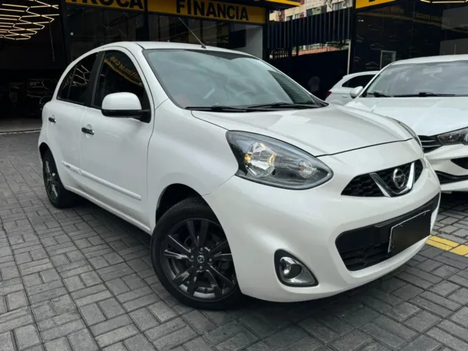 Nissan March SL 1.6 16V Flexstart 5P Aut. 2018