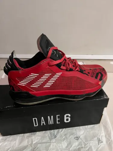 Adidas Dame 6 (39)