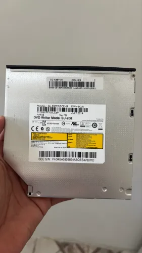 Leitor e Gravador de DVD Slim para Notebook - Modelo SU-208FB