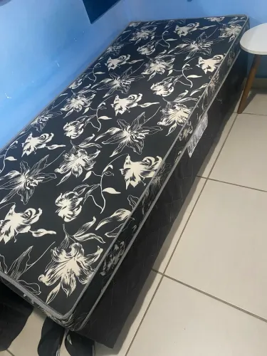 CAMA DE SOLTEIRO