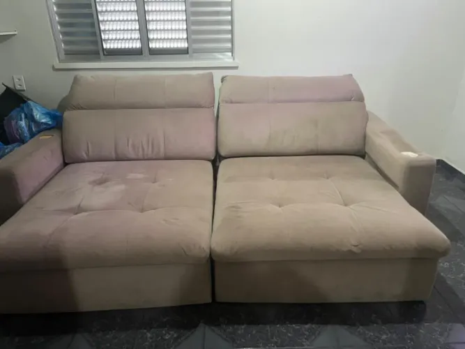 Sofá retrátil 4 pessoas