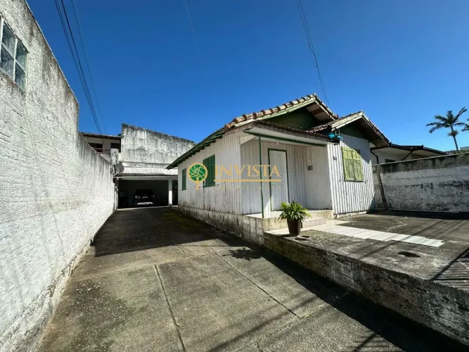 Terreno no bairro Estreito à venda - Florianópolis