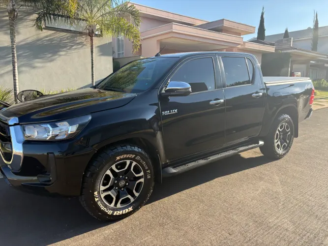 Toyota Hilux CD SRV 4X4 2.8 TDI Diesel Aut. 2022