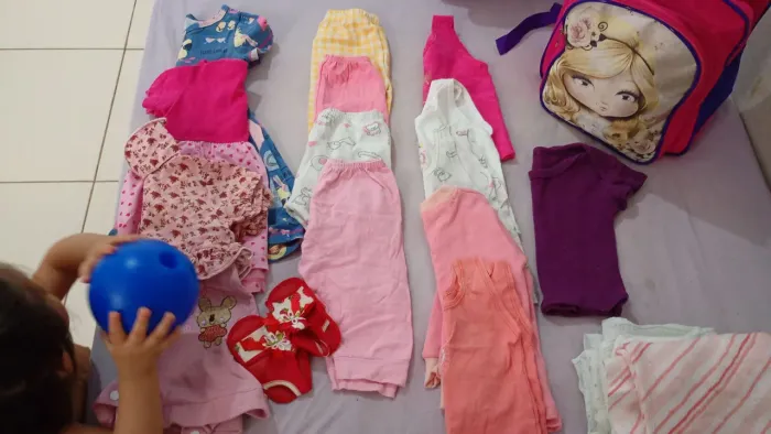 Roupinhas de bebê menina