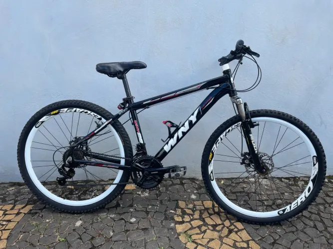 Bicicleta de aluminio aro aero 26 de marchas shimano