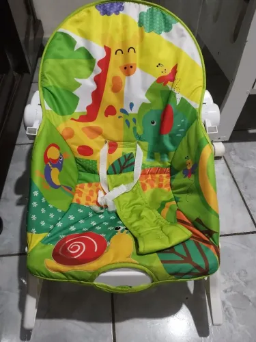 Cadeira de balanço que vibra
