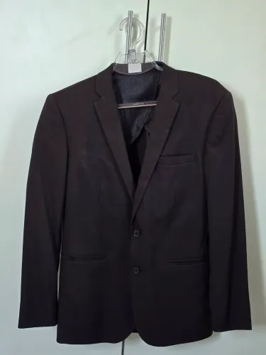 Blazer Terno preto tam 48 - Cia do terno