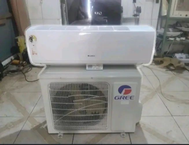 SPLIT 9000BTUS, GREE.