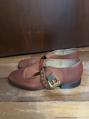Sapato feminino couro vintage 35