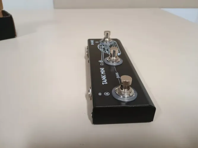 Vendo ou Troco Pedal Tank Mini na caixa novo 