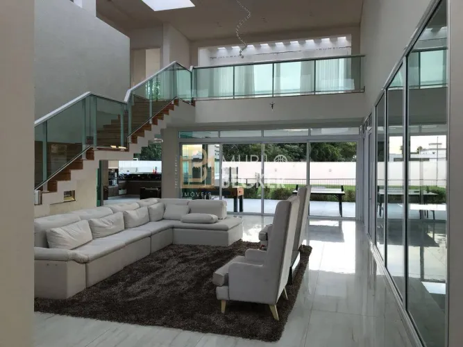 Casa à venda com 5 quartos (3 suítes), Condomínio Serimbura, SJC