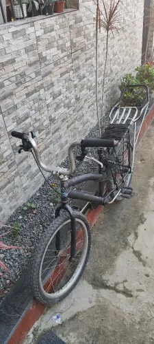 Bicicleta aro 20 em ótimo estado