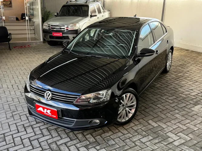 Volkswagen Jetta Highline 2.0 TSI 16V 4P Tiptronic 2012