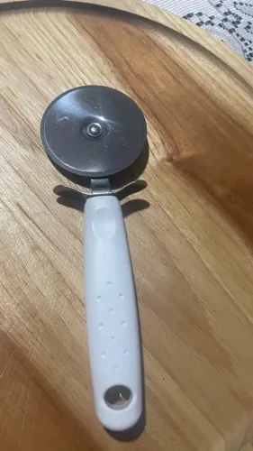 CORTADOR DE PIZZA TRAMONTINA NOVO