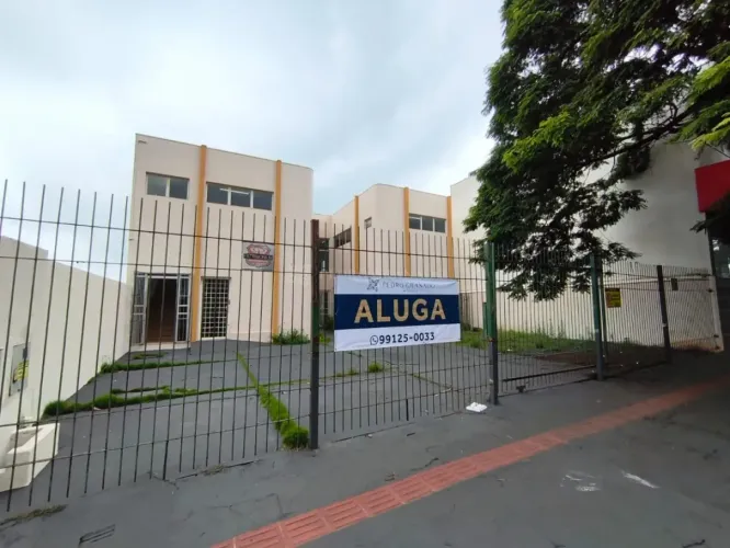 Comercial Ponto Comercial em Maringá