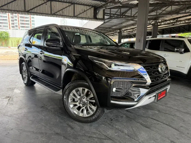 Toyota Hilux SW4 SRX 4X4 2.8 TDI 16V Dies. Aut. 2022
