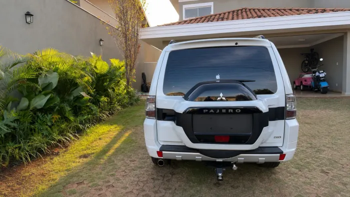 Mitsubishi Pajero HPE Full 3.2 4X4 T.i.dies. 5P AUT 2018