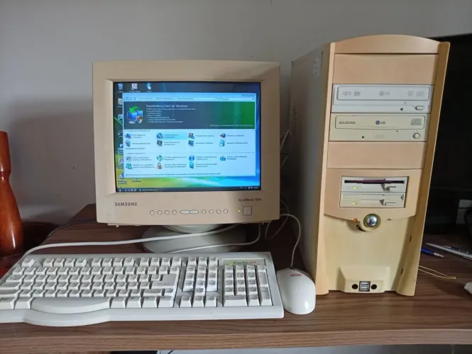 PC Retrô Jogos Intel Pentium 4 (2,8Ghs) Completo Windows Vista e Jogos