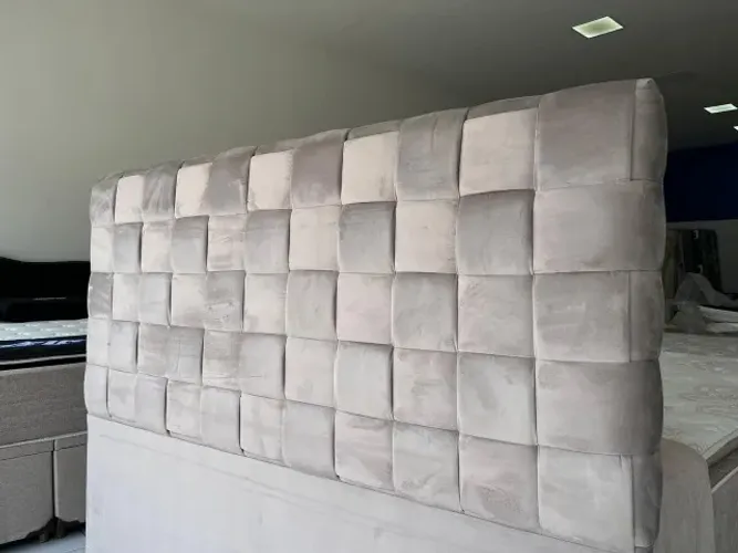 Cabeceira Queen Nova Estofada Trançada Revestimento em Veludo Top de Linha Pronta Entrega!