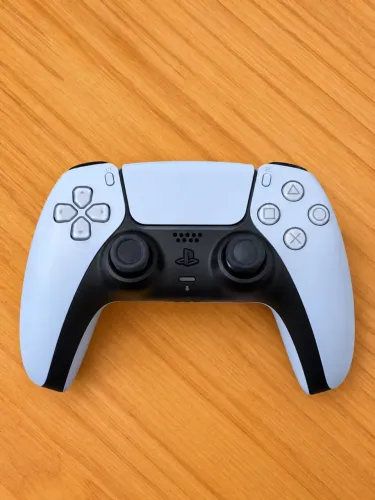 Controle de Ps5 -usado          Não testado no console mas funciona no celular e etc 
