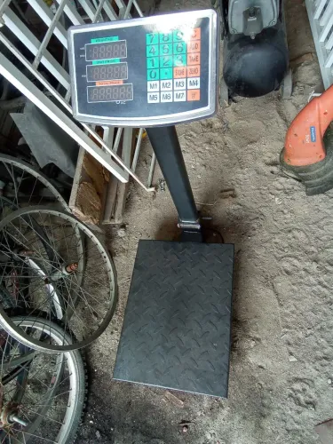 Balança digital (200kg)