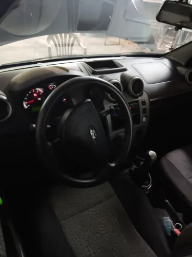 Ford Fiesta Sed. 1.6 8V Flex 4P 2013