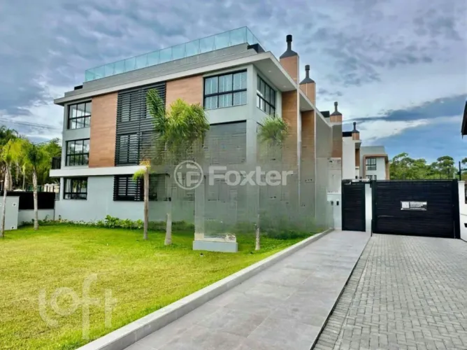Apartamento à venda Rua Vereador Osni Ortiga, Lagoa da Conceição - Florianópolis