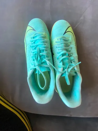 Chuteira Nike