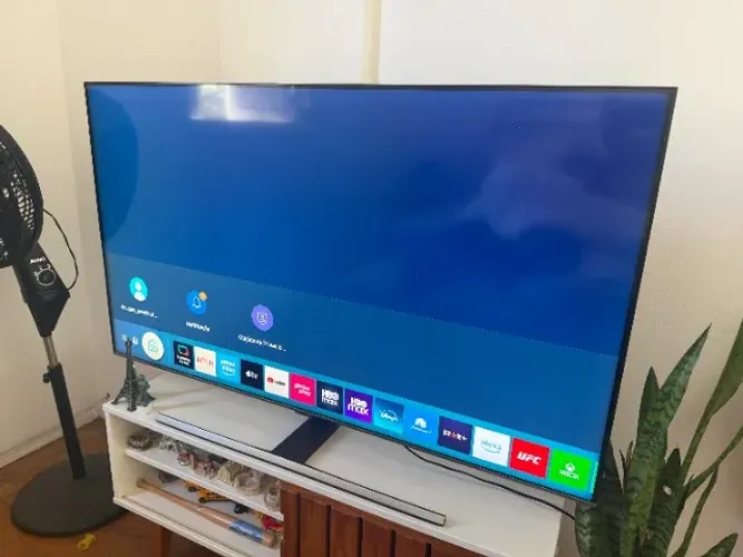 Smart TV Samsung QLED 55" 4K (Q70T) - 120Hz Nativo (Ideal p/ PS5/Xbox) - ZERADA