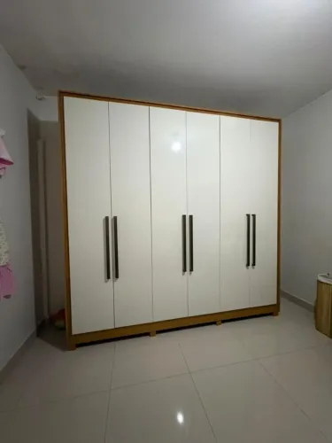 Guarda roupas de casal ( Atlântida )