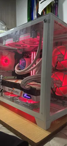 PC GAMER HIGH END